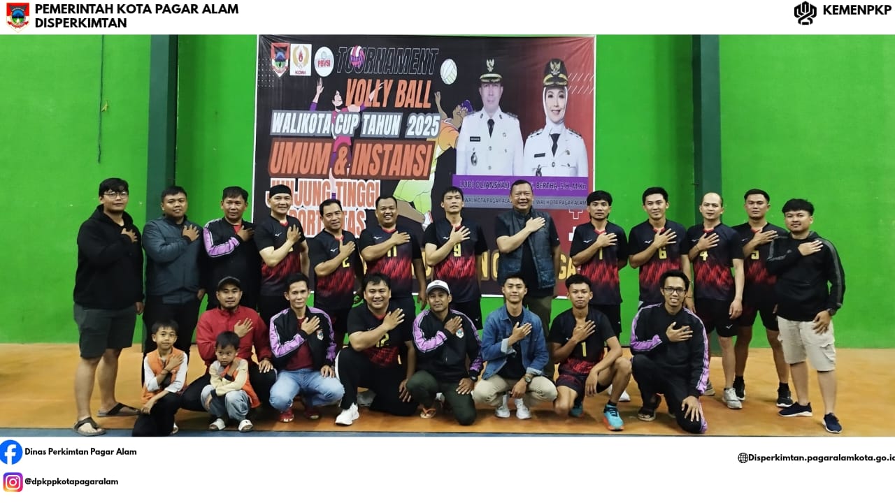 Tim Volly Putra dan Putri Disperkimtan Kota Pagar turut mengikuti Tournament Volly Ball Walikota Cup Tahun 2025 yang berlangsung di Gedung Olahraga Kota Pagar Alam